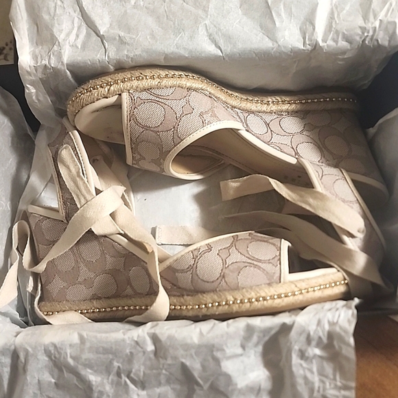 Page Jacguard wedges coach - Picture 1 of 5
